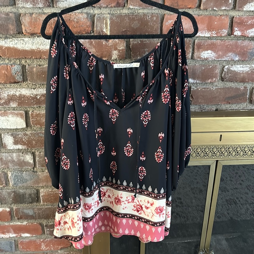 Patterned shirt